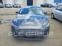 2018 Ford FUSION фото