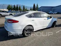 2018 Ford FUSION photo