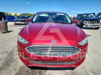 2018 Ford FUSION фото