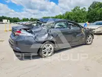 2018 Ford FUSION фото