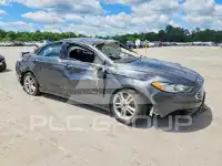2018 Ford FUSION фото