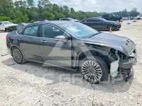 2018 Ford FUSION photo