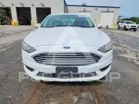 2018 Ford FUSION фото