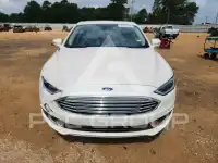 2018 Ford FUSION фото