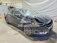2018 Ford FUSION фото