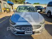 2018 Ford FUSION фото