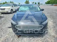 2018 Ford FUSION photo