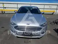 2018 Ford FUSION фото