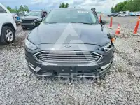 2018 Ford FUSION фото