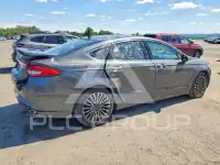 2018 Ford FUSION photo