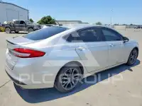 2018 Ford FUSION photo