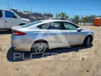 2018 Ford FUSION фото