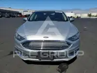 2018 Ford FUSION фото