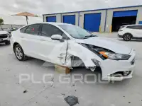 2018 Ford FUSION фото