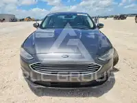 2018 Ford FUSION фото