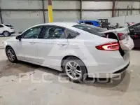 2018 Ford FUSION фото