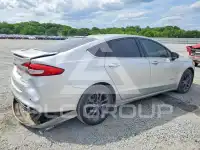 2018 Ford FUSION фото