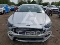 2018 Ford FUSION фото