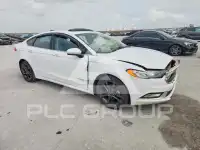 2018 Ford FUSION фото