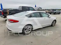 2018 Ford FUSION фото