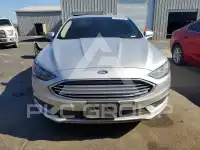 2018 Ford FUSION фото