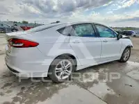 2018 Ford FUSION фото