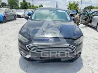 2018 Ford FUSION фото