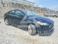 2018 Ford FUSION фото