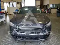2018 Ford FUSION фото