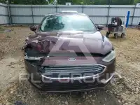 2018 Ford FUSION фото