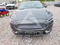 2018 Ford FUSION photo
