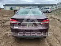 2018 Ford FUSION фото