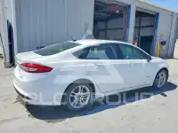 2018 Ford FUSION фото
