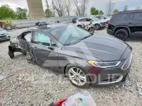 2018 Ford FUSION photo