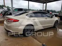 2018 Ford FUSION фото
