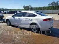 2018 Ford FUSION фото