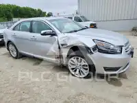 2018 Ford TAURUS фото