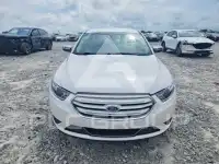2018 Ford TAURUS фото