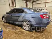 2018 Ford TAURUS фото