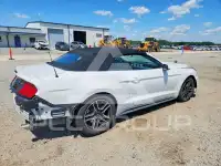 2018 Ford MUSTANG photo