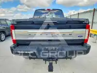 2018 Ford F-250 фото