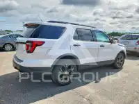 2018 Ford EXPLORER photo