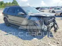2018 Ford EXPLORER photo