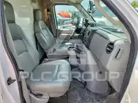 2018 Ford ECONOLINE photo