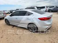 2018 Hyundai Elantra фото