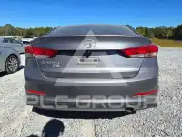 2018 Hyundai Elantra photo