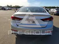 2018 Hyundai Elantra фото