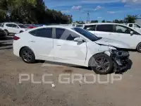 2018 Hyundai Elantra photo