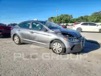 2018 Hyundai Elantra фото