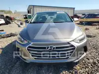 2018 Hyundai Elantra photo